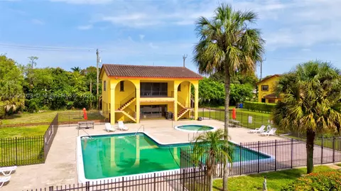 2645 NW 47th Ter #303, Lauderdale Lakes, FL 33313