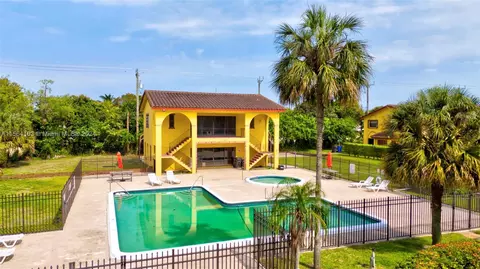 2645 NW 47th Ter #303, Lauderdale Lakes, FL 33313