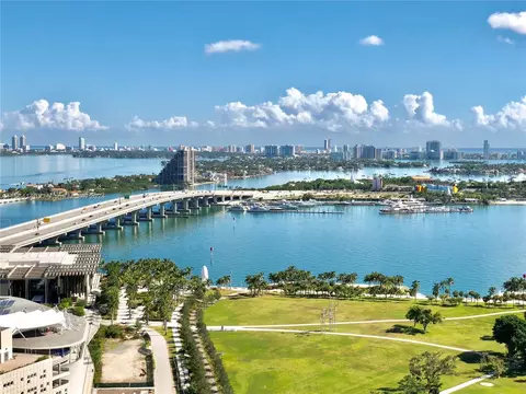 900 Biscayne Blvd #3012, Miami, FL 33132