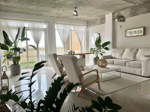 3250 NE 1st Ave #548, Miami, FL 33137
