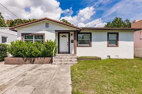 775 NW 44th St, Miami, FL 33127