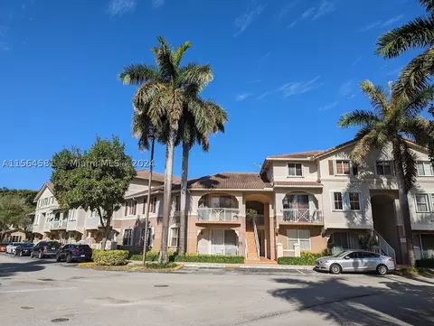 8964 W Flagler St #210, Miami, FL 33174