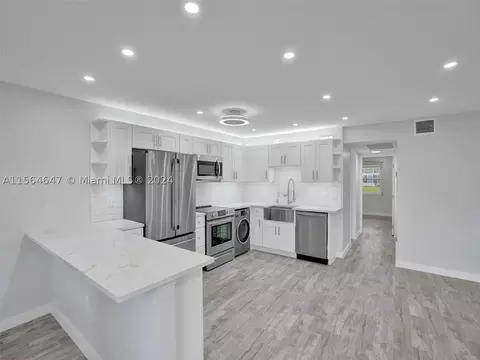 159 Tilford H #159, Deerfield Beach, FL 33442