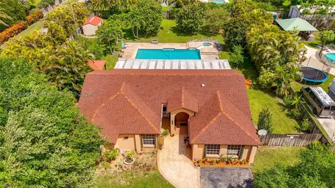 1499 NW 17th St, Homestead, FL 33030