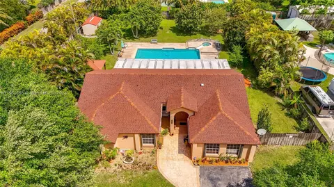 1499 NW 17th St, Homestead, FL 33030