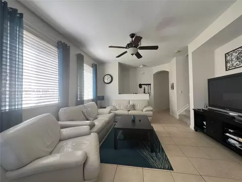 3244 Mirella Dr #3244, Riviera Beach, FL 33404