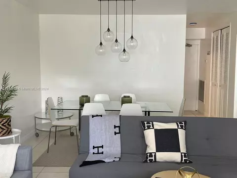 9195 Collins Ave #413, Surfside, FL 33154 photo 4