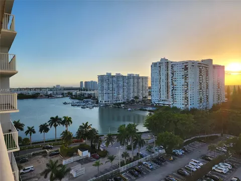 2801 NE 183rd St #1201W, Aventura, FL 33160