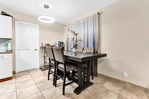 Dining - 121 NW 7th Ave, Dania Beach, FL 33004 photo 1 of 1