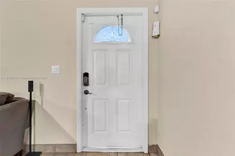 Entry Way - 121 NW 7th Ave, Dania Beach, FL 33004 photo 1 of 3