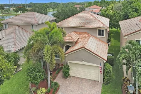 4664 Waycross Dr, Coconut Creek, FL 33073