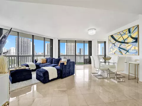 2000 Island Blvd #1701, Aventura, FL 33160