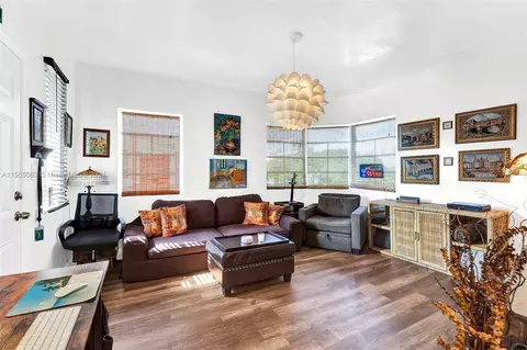 1225 Euclid Ave #3, Miami Beach, FL 33139