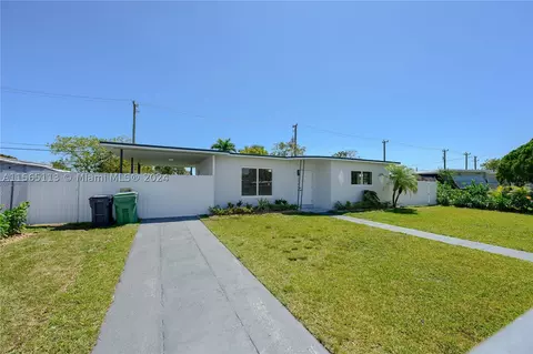 29451 Maine Rd, Homestead, FL 33033