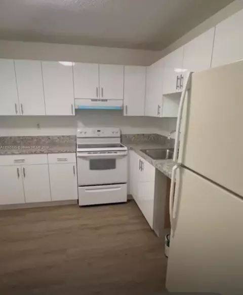 1810 N Lauderdale Ave #2109, North Lauderdale, FL 33068