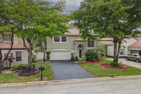 7570 NW 61st Ter, Parkland, FL 33067