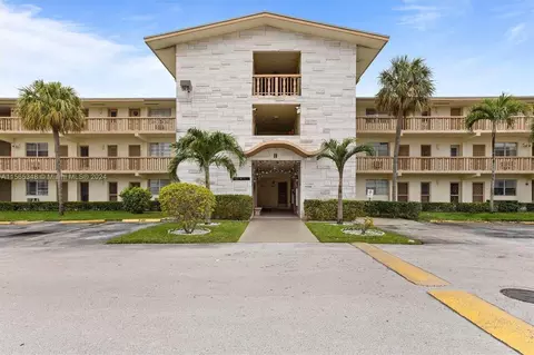 1395 NE 167th St #205, North Miami Beach, FL 33162