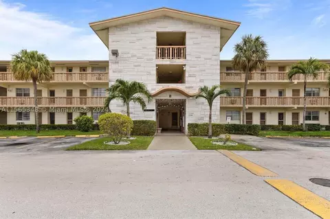 1395 NE 167th St #205, North Miami Beach, FL 33162