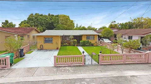 8964 SW 27th St, Miami, FL 33165