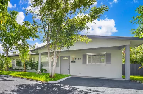 3958 NW 19th Ave, Oakland Park, FL 33309