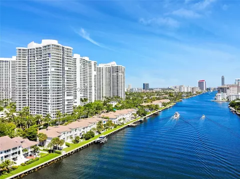 21050 NE 38th Ave #1102, Aventura, FL 33180