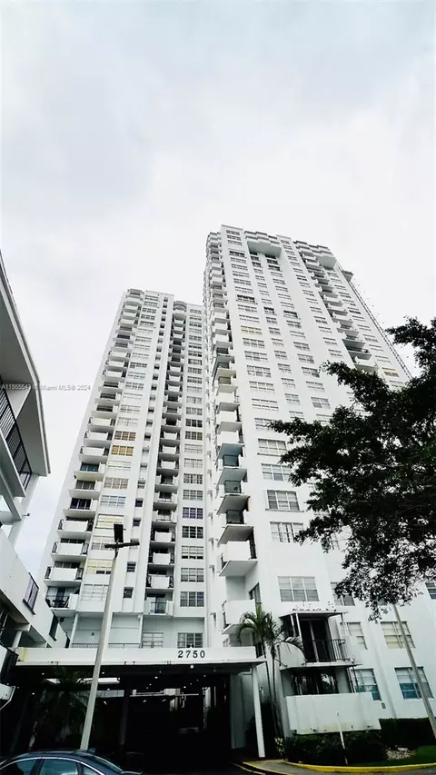 2750 NE 183rd St #2304, Aventura, FL 33160