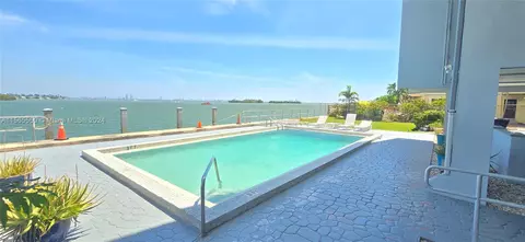 7899 NE Bayshore Ct #3G, Miami, FL 33138