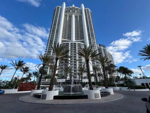 18101 Collins Ave #1706, Sunny Isles Beach, FL 33160