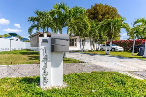 14455 SW 292nd St, Homestead, FL 33033