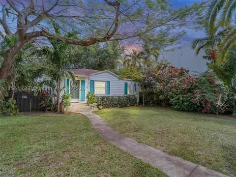 210 S Melrose Dr, Miami Springs, FL 33166