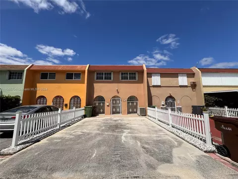 Exterior - 6950 W 2nd Ct, Hialeah, FL 33014 photo 1 of 6