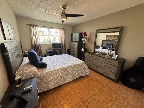 Bedroom - 6950 W 2nd Ct, Hialeah, FL 33014 photo 3 of 3