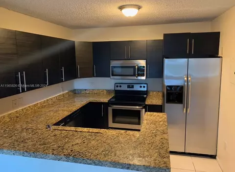 2011 Renaissance Blvd #208, Miramar, FL 33025