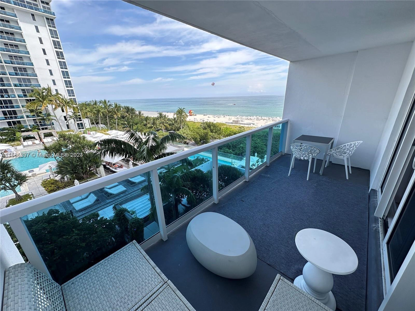 2301 Collins Ave Unit 611  