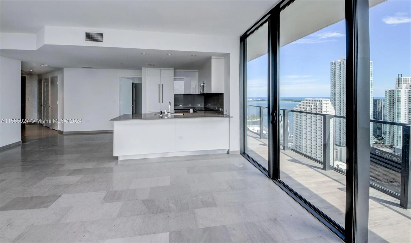 68 SE 6th St Unit 3302