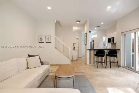 3119 Mary St #5, Miami, FL 33133