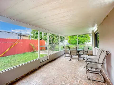 Exterior - 4351 E 8th Ln, Hialeah, FL 33013 photo 1 of 5