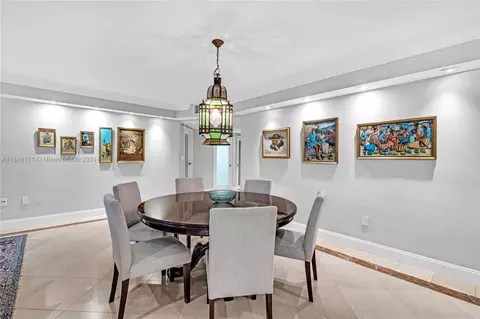 Dining - 2333 Brickell Ave #206, Miami, FL 33129 photo 5 of 5
