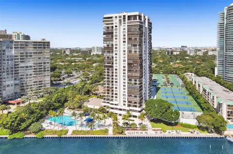View/Area - 2333 Brickell Ave #206, Miami, FL 33129 photo 10 of 10