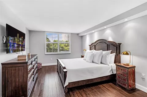 Bedroom - 2333 Brickell Ave #206, Miami, FL 33129 photo 1 of 6