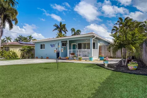 1550 Hayes St, Hollywood, FL 33020