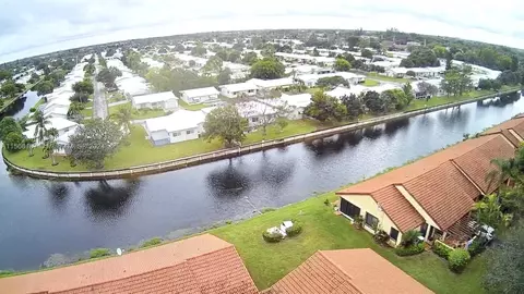 7208 Primrose Ln #7208, Tamarac, FL 33321