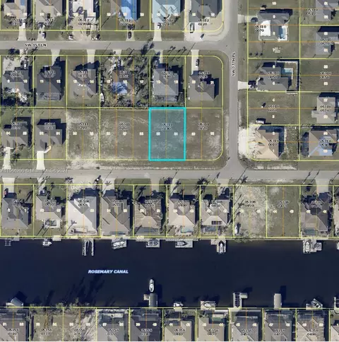 3723 SW 2nd St, Cape Coral, FL 33991