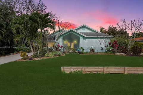 11741 NW 23rd St, Plantation, FL 33323