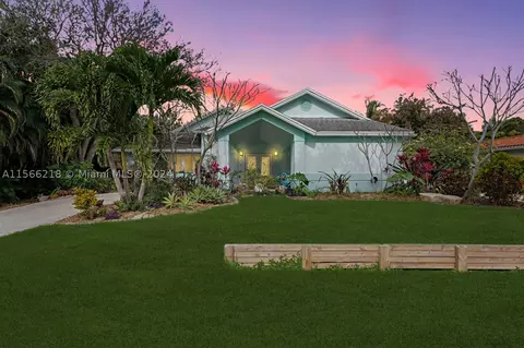 11741 NW 23rd St, Plantation, FL 33323