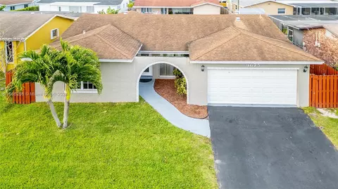 9675 NW 19th Pl, Sunrise, FL 33322