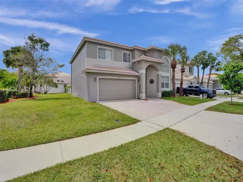 17010 NW 20th St, Pembroke Pines, FL 33028