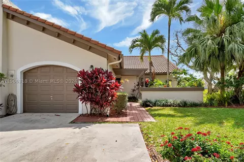 8585 SW 115th Ct, Miami, FL 33173