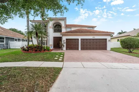 1810 NW 141st Ave, Pembroke Pines, FL 33028