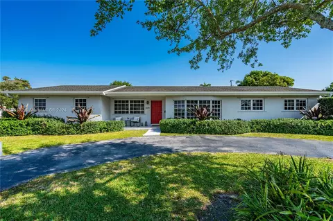 8341 SW 87th Ter, Miami, FL 33143